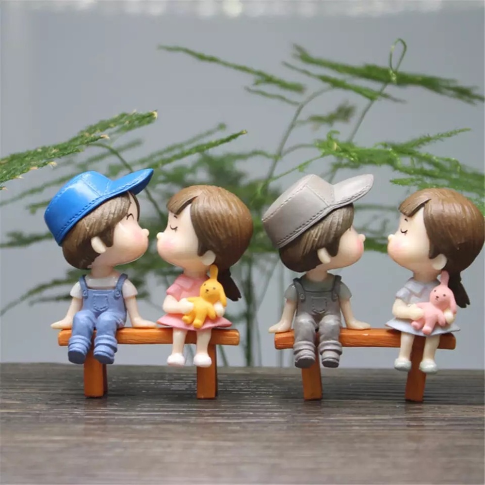 2 Set Cartoon Lovely Couple Chair Resin Figurines Miniatures Fairy Garden Home